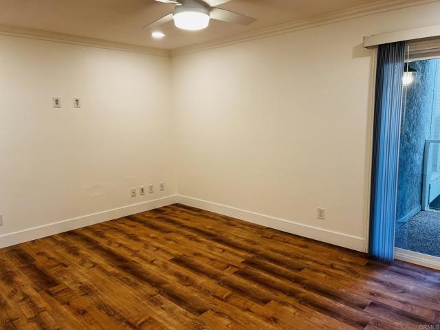 4587 Cove Drive, Carlsbad CA: https://media.crmls.org/mediaz/48d12745-507c-4845-9adc-deabf3c0fe4a.jpg