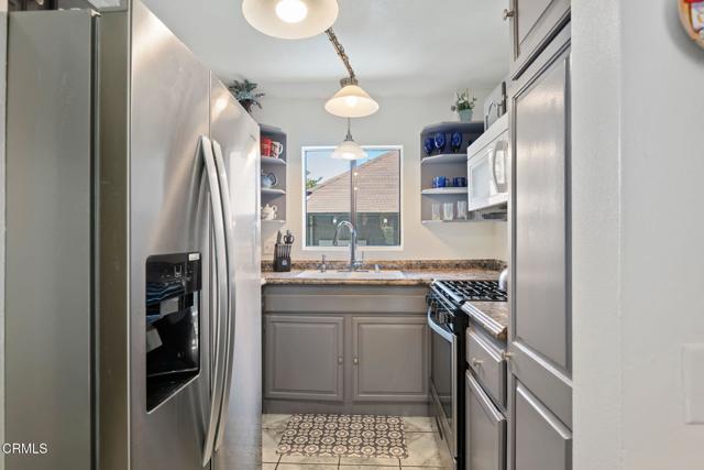Detail Gallery Image 12 of 33 For 543 S E St, Oxnard,  CA 93030 - 2 Beds | 2 Baths
