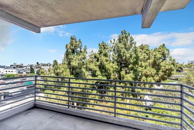 1642 7th Ave, San Diego, California 92101, 1 Bedroom Bedrooms, ,1 BathroomBathrooms,Condominium,For Sale,7th Ave,240023157SD