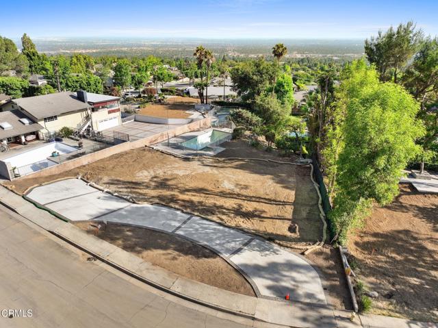 3680 Startouch Drive, Pasadena CA: https://media.crmls.org/mediaz/48d26f0f-65c1-4a0c-963e-ea9b671e1cb1.jpg