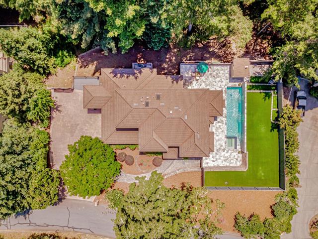 18 Ridgecrest Lane, Scotts Valley CA: https://media.crmls.org/mediaz/48d28ec3-9de8-4eb7-8bd5-c7eec381924e.jpg