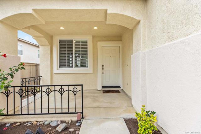 6065 Paseo Monona, Carlsbad CA: https://media.crmls.org/mediaz/48d339fa-bd63-4a9d-8d93-607dba8a3979.jpg