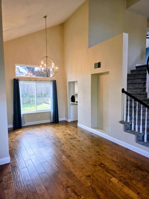 2212 Thurton Drive, Roseville CA: https://media.crmls.org/mediaz/48d35204-4b41-4390-8a94-5091a435bd15.jpg