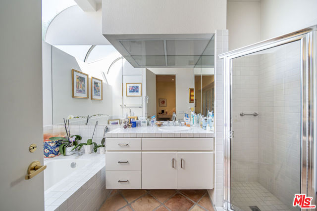 7 Churchill Lane, Rancho Mirage CA: https://media.crmls.org/mediaz/48d3d705-32c0-4a7c-8132-be80d07fc6ea.jpg