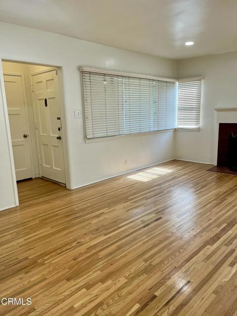 Detail Gallery Image 4 of 31 For 373 Laun St, Altadena,  CA 91001 - 4 Beds | 2 Baths