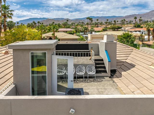 73112 Bel Air, Palm Desert CA: https://media.crmls.org/mediaz/48d4a252-e051-42d4-8dd2-38e3093f1707.jpg