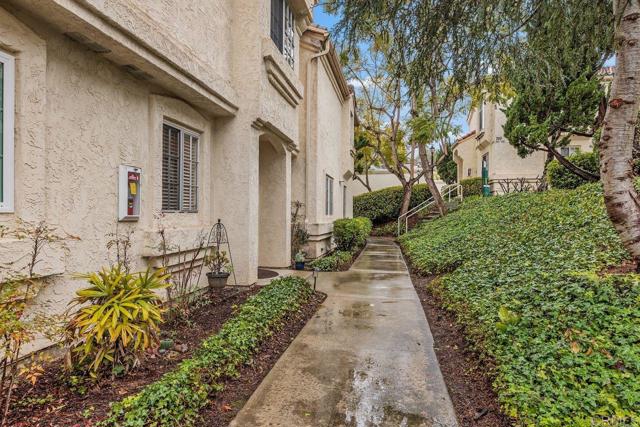 Detail Gallery Image 28 of 35 For 750 Breeze Hill Rd #110,  Vista,  CA 92081 - 2 Beds | 2/1 Baths