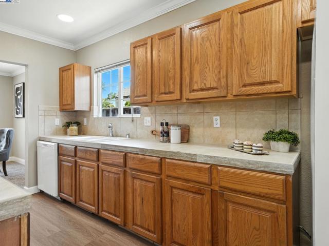 80 Pickford Ave, San Jose CA: https://media.crmls.org/mediaz/48d5d501-bfe9-490b-b482-995bbe78fe41.jpg