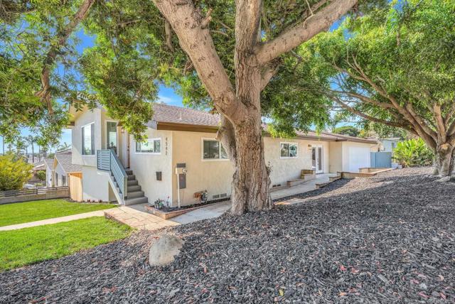 4542 Milton Street, San Diego CA: https://media.crmls.org/mediaz/48d6b944-0cd1-4d44-821e-2013e3b01ff6.jpg