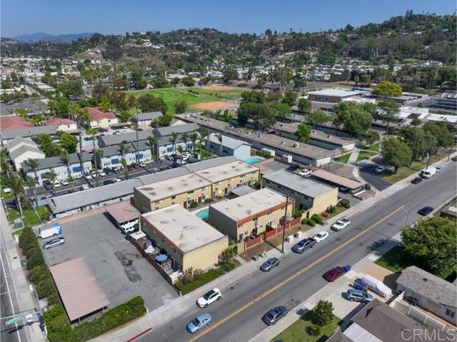1157 Emerald Ave, El Cajon CA: https://media.crmls.org/mediaz/48d6e886-9231-48ca-875d-bb65cfb5c8ae.jpg