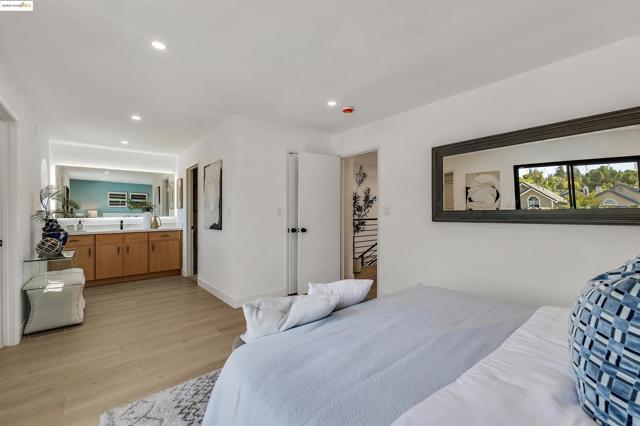 2863 El Capitan Dr, Pleasanton CA: https://media.crmls.org/mediaz/48d724ee-ba11-4762-bc57-2f5dc659053a.jpg