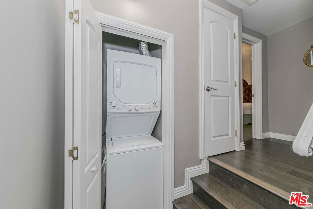 48D9055A Ae6C 4C87 906D 72136E43188E 2743 Montrose Avenue #110, Montrose, Ca 91020 &Lt;Span Style='BackgroundColor:transparent;Padding:0Px;'&Gt; &Lt;Small&Gt; &Lt;I&Gt; &Lt;/I&Gt; &Lt;/Small&Gt;&Lt;/Span&Gt;