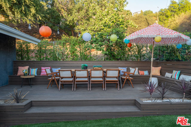 2603 Crestmoore Place, Los Angeles CA: https://media.crmls.org/mediaz/48da0d94-a8a3-49c7-a2ef-51c9bfb561ce.jpg