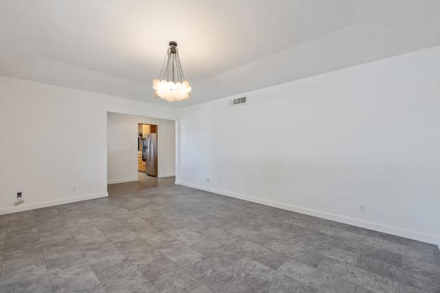 300 W Adrian Way, Hanford CA: https://media.crmls.org/mediaz/48da5779-2bd5-4f73-af2b-b3633a3e1695.jpg