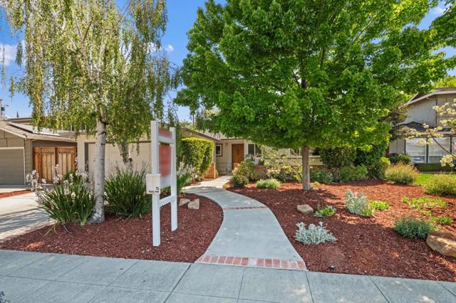 524 S Park Drive, San Jose CA: https://media.crmls.org/mediaz/48da6458-6584-4f58-bf12-3725e1a1170b.jpg