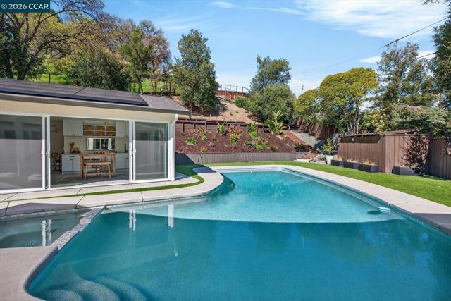 Image 44 of 51 For 1816 Meadow Ln