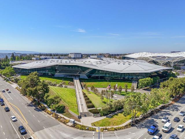 482 Radcliffe Drive, Santa Clara CA: https://media.crmls.org/mediaz/48de8851-72e2-494e-b818-a396ef6cff98.jpg