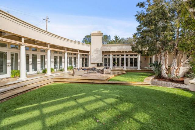 24292 Elise Court, Los Altos Hills CA: https://media.crmls.org/mediaz/48df1282-6daa-4786-849a-d9577180e70d.jpg