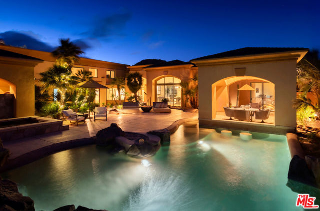 136 Netas Drive, Palm Desert CA: https://media.crmls.org/mediaz/48df228b-7c8a-4b78-a439-685b99aec49e.jpg