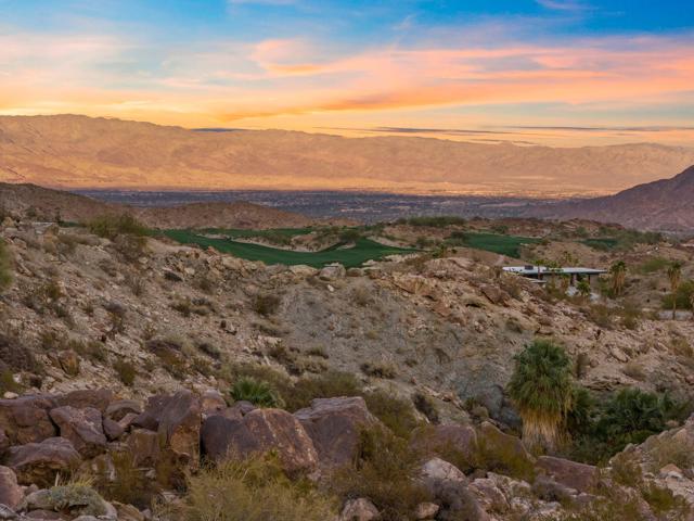 71120 Oasis Trail, Palm Desert CA: https://media.crmls.org/mediaz/48df8202-9c16-4e2a-bd2e-ab53d3c1444c.jpg
