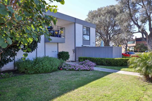 901 Olive, Coronado, California 92118, 2 Bedrooms Bedrooms, ,2 BathroomsBathrooms,Residential rental,For Sale,Olive,PTP2402088