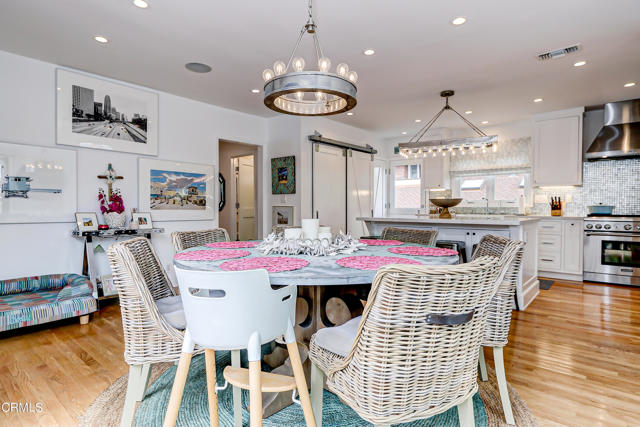 Navarro - 3509 Laurel_Dining room3