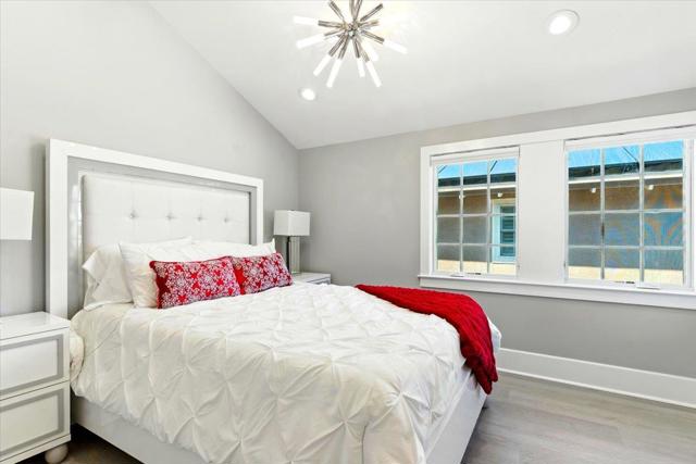 16218 George St, Los Gatos CA: https://media.crmls.org/mediaz/48e1828a-3f46-4320-b48a-75f5987238bd.jpg