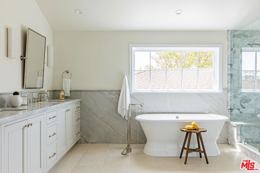 MLS #25528909 img 30