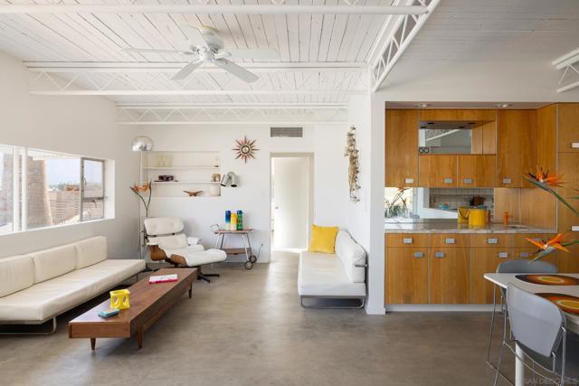 811 Di Giorgio Road, Borrego Springs CA: https://media.crmls.org/mediaz/48e304e5-e2bf-4b06-9367-766a8f9e8c87.jpg