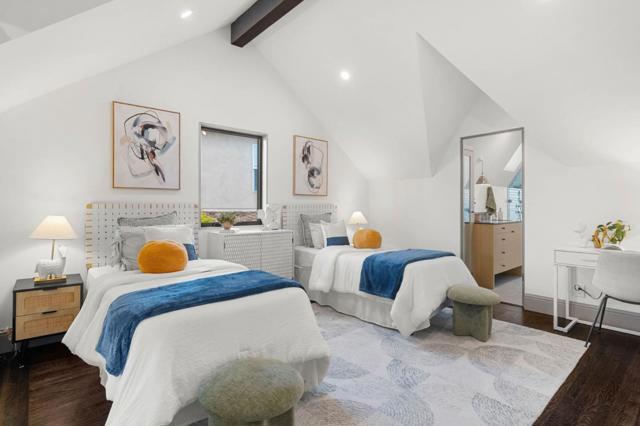 58 Gladys Avenue, Mountain View CA: https://media.crmls.org/mediaz/48e30c4b-6ab1-459f-9f97-4e7f70672bc4.jpg