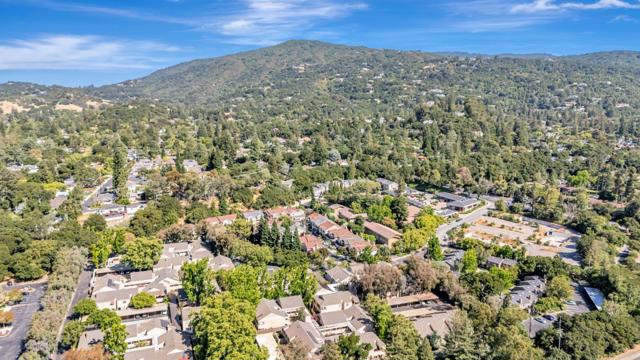 449 Alberto Way, Los Gatos CA: https://media.crmls.org/mediaz/48e459fe-33c9-43a8-a352-3d1f214cf7c9.jpg