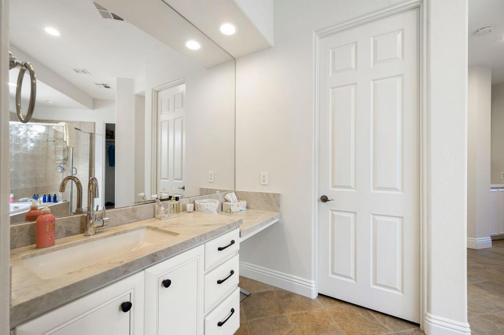 MLS #219120457DA img 32