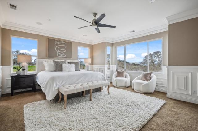 Image 35 of 57 For 2325 Olea Court