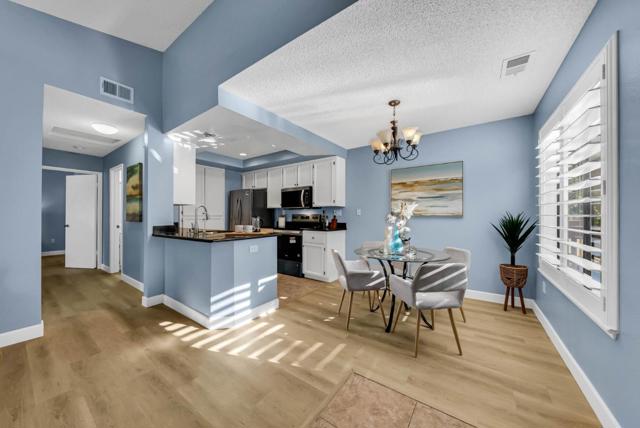 38784 Huntington Circle, Fremont CA: https://media.crmls.org/mediaz/48e59b2a-a88f-49d3-9232-a16357b3b689.jpg