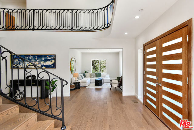 29677 Mulholland Highway, Agoura Hills CA: https://media.crmls.org/mediaz/48e5ed4a-0f2c-48c3-8305-ced2b52dbfbc.jpg