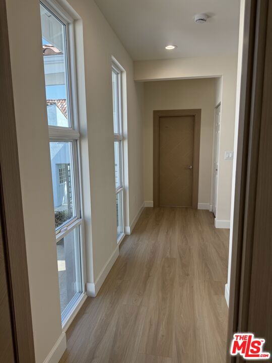821 Lorraine Boulevard, Los Angeles CA: https://media.crmls.org/mediaz/48e72046-c489-4489-9537-50e8de117e49.jpg