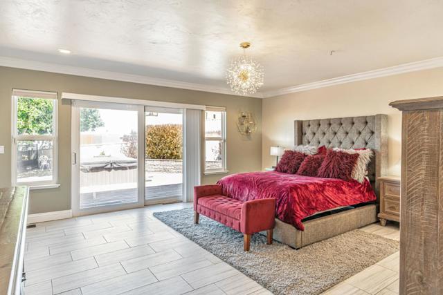 25061 Hidden Mesa Court, Monterey CA: https://media.crmls.org/mediaz/48e80e41-6c28-4a1c-b0fb-7b8659f1a86f.jpg