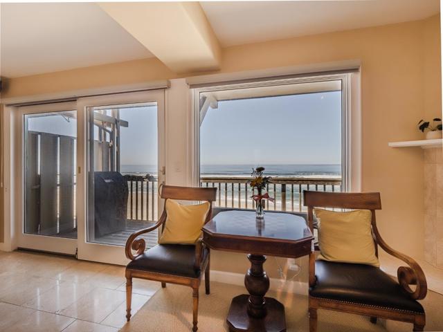 372 Oceanview Drive, La Selva Beach CA: https://media.crmls.org/mediaz/48e8729b-39f5-4e37-a97c-f039e284e135.jpg