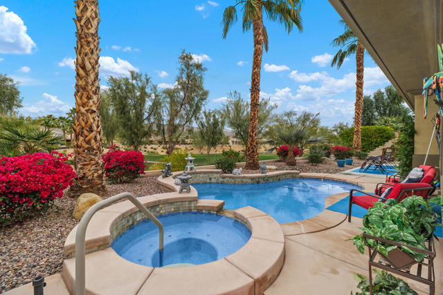 81390 Corte Trigo, Indio CA: https://media.crmls.org/mediaz/48e8959b-dfba-46bf-9f07-bbec1c940144.jpg