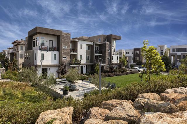 727 Altino Boulevard, San Jose CA: https://media.crmls.org/mediaz/48eaef1d-feef-4bc9-bc9e-60f792301930.jpg