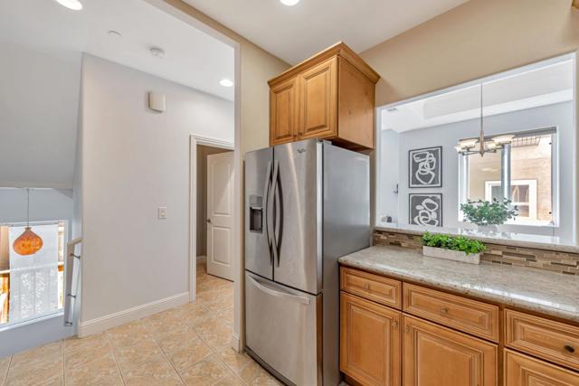 525 Guiti Garden Court, San Jose CA: https://media.crmls.org/mediaz/48eba37e-1f8e-464f-bdca-2a7659a1b3dc.jpg