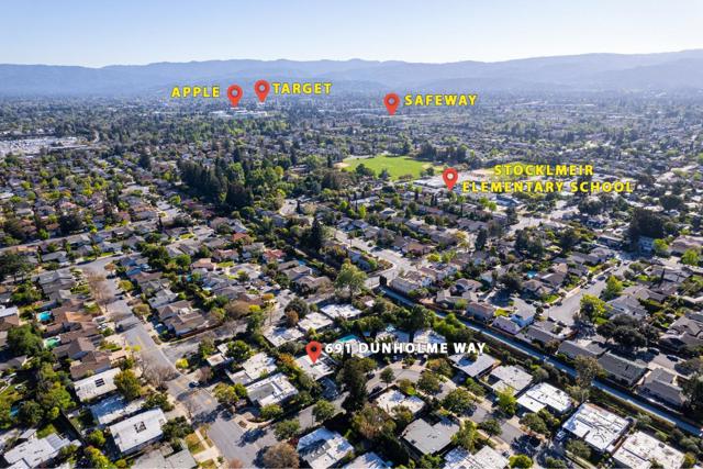 691 Dunholme Way, Sunnyvale CA: https://media.crmls.org/mediaz/48ee4706-72d5-4b9c-bce2-305ccb427103.jpg
