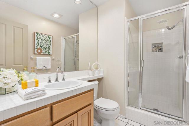 Image 21 of 42 For 12485 Picrus St