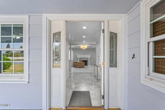 2505 E Lizbeth Avenue, Anaheim CA: https://media.crmls.org/mediaz/48ef2a06-cc00-406e-bbf5-be0f14b07fa6.jpg