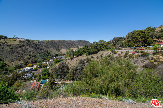 Image 20 of 24 For 1511 Summitridge Drive