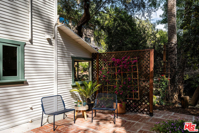 1228 Cliff Drive, Los Angeles CA: https://media.crmls.org/mediaz/48ef6c44-3352-4cf2-baef-b90ffe7f7c71.jpg
