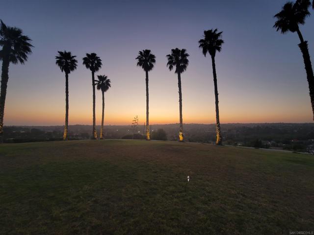 3928 La Cresta Way, Bonita CA: https://media.crmls.org/mediaz/48effaeb-7f93-4faa-8ea5-6f88f01a4b1a.jpg