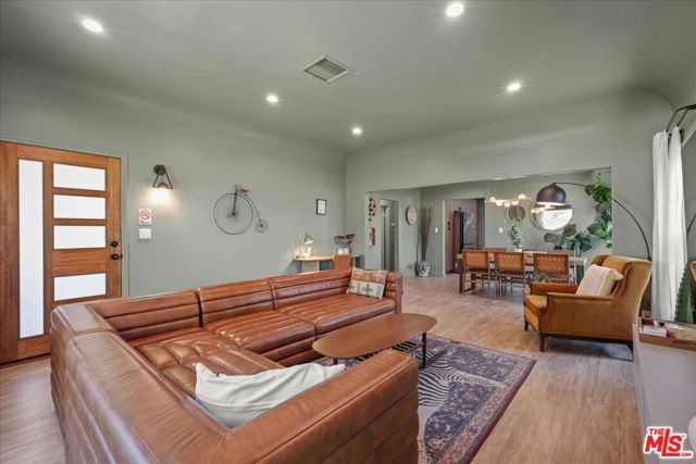 1903 S Primrose Avenue, Alhambra CA: https://media.crmls.org/mediaz/48f02985-9dcd-4ec5-b1ab-b4f0da2319a0.jpg