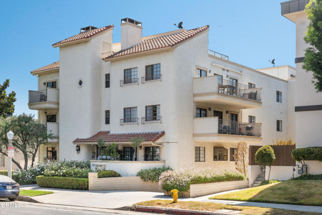 Detail Gallery Image 1 of 30 For 227 S Madison Ave #206,  Pasadena,  CA 91101 - 2 Beds | 2 Baths