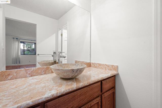 22012 Sevilla Rd, Hayward CA: https://media.crmls.org/mediaz/48f08771-8fec-4e86-aa58-9e26a5c4ee53.jpg